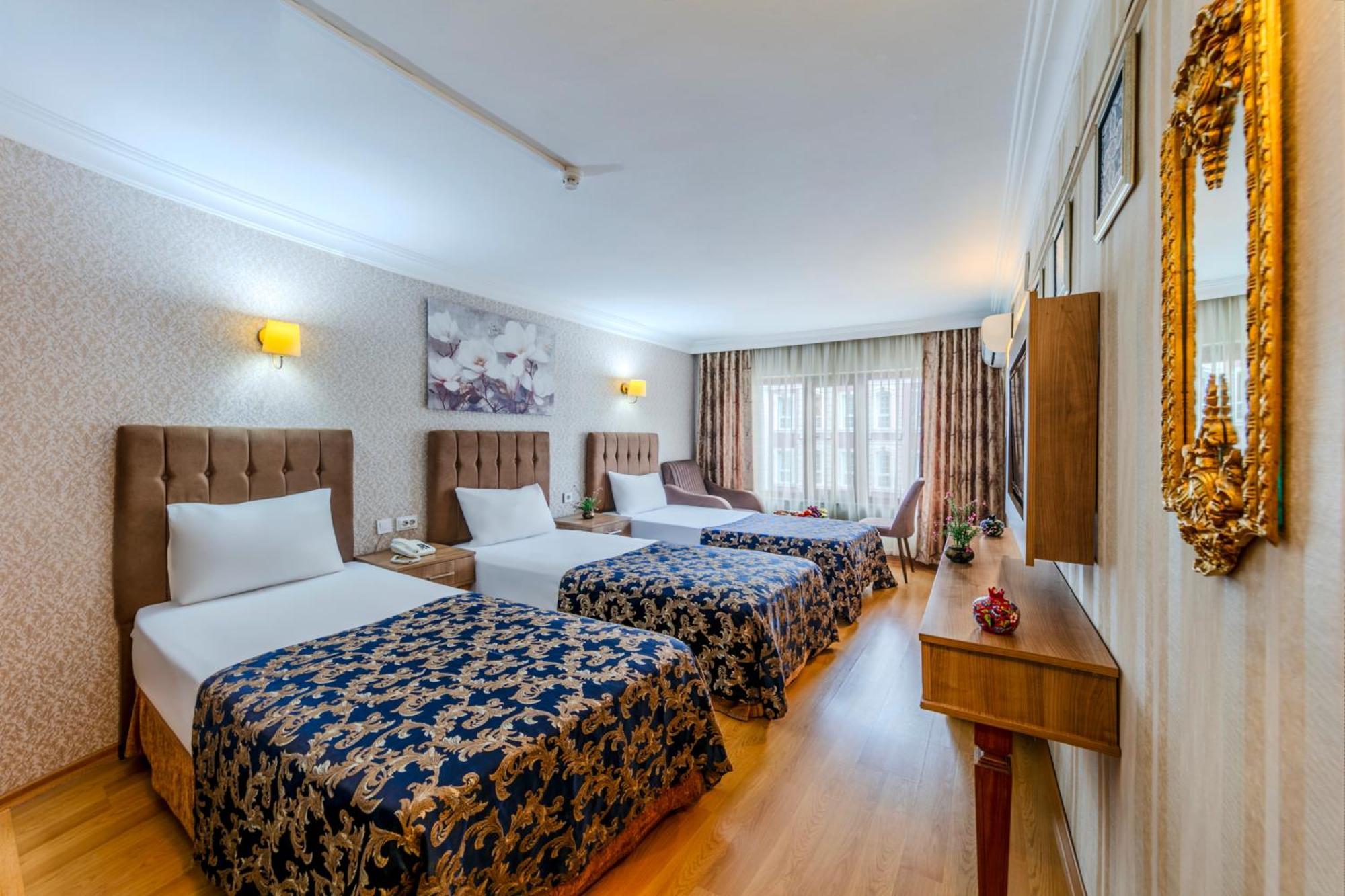Hamit Hotel Istanboel Buitenkant foto