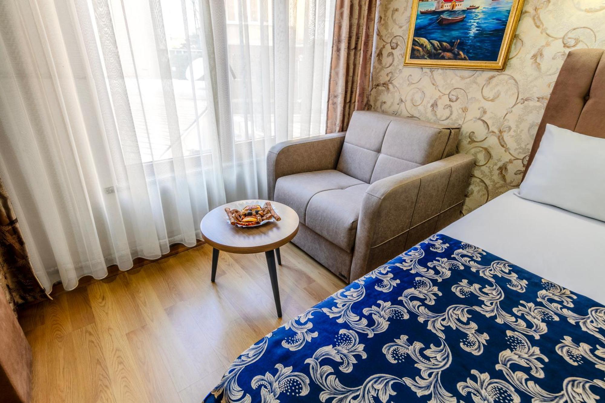 Hamit Hotel Istanboel Buitenkant foto