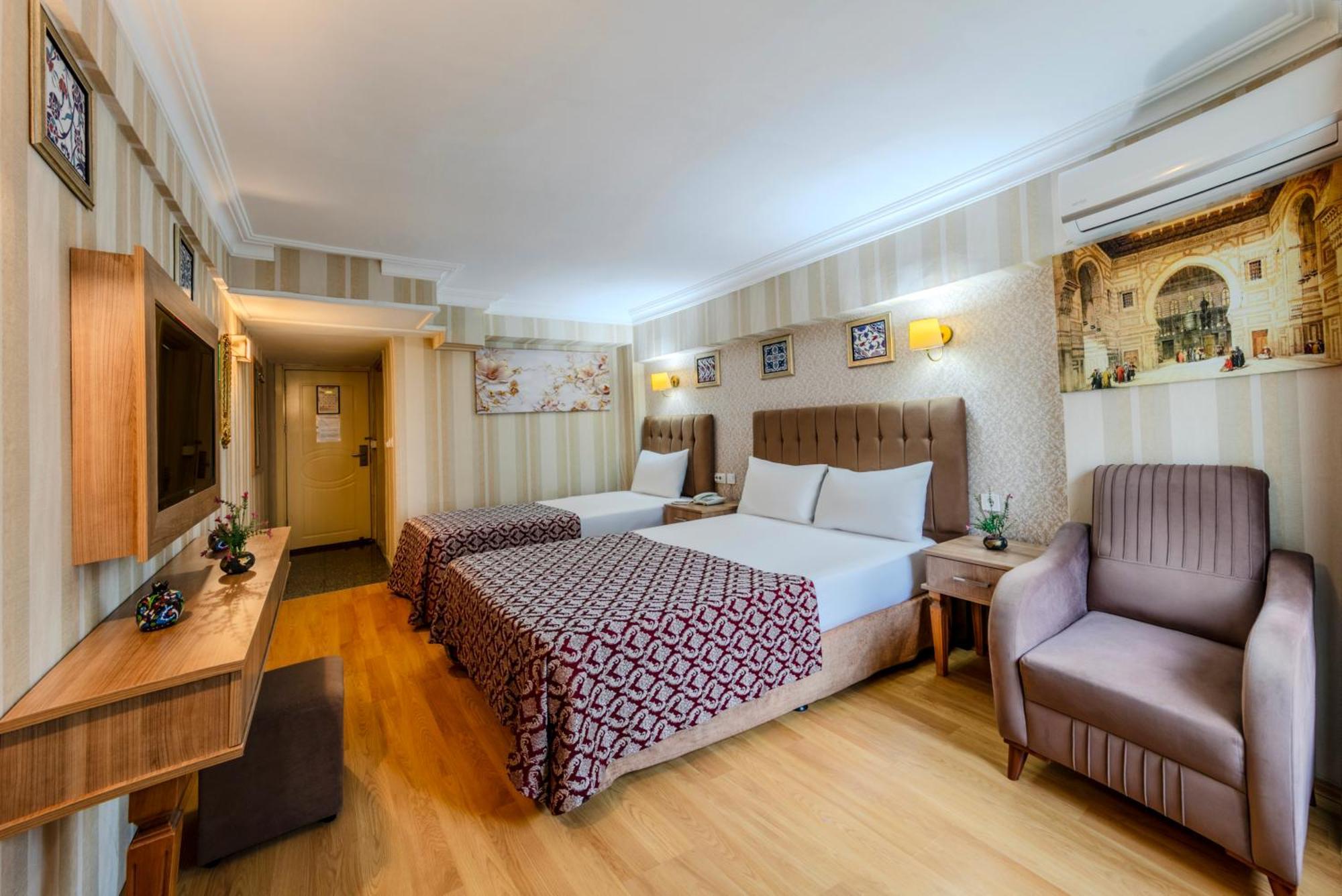Hamit Hotel Istanboel Buitenkant foto